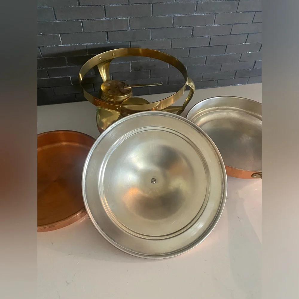 Copper and Brass Chafing Dish with Wooden Handle Made in Italy 9” Pan
